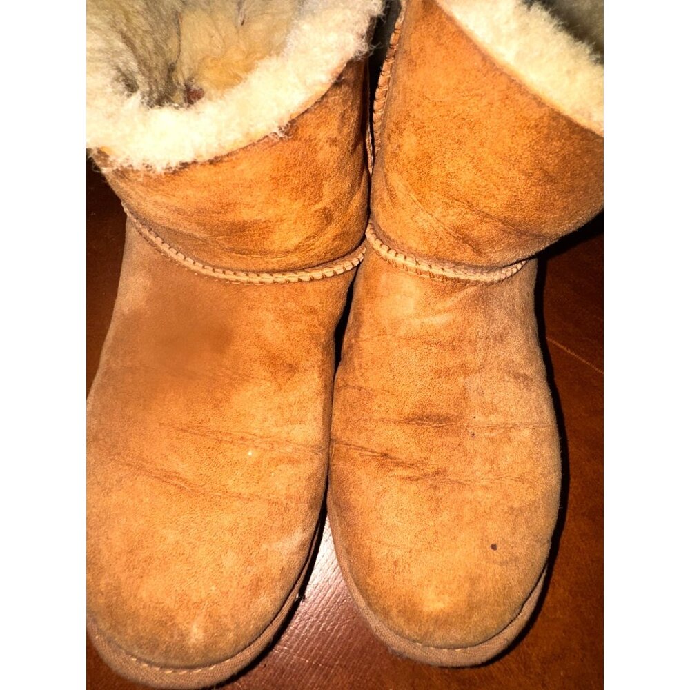 UGG Australia Womens Classic Short Sheepskin Boots With Bows Tan Size 8 - Picture 2 of 10